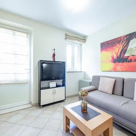 Terrace I Apartment