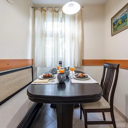 Terrace I Apartment