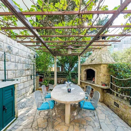 Terrace I Apartment *
