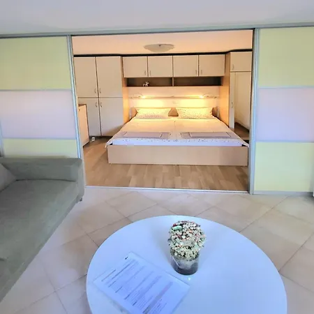 Apartment Terrace I